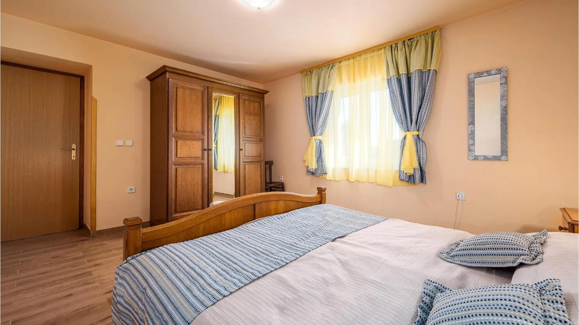 Gorgeous Home In Golubovo With Wifi Mednjan Holiday home