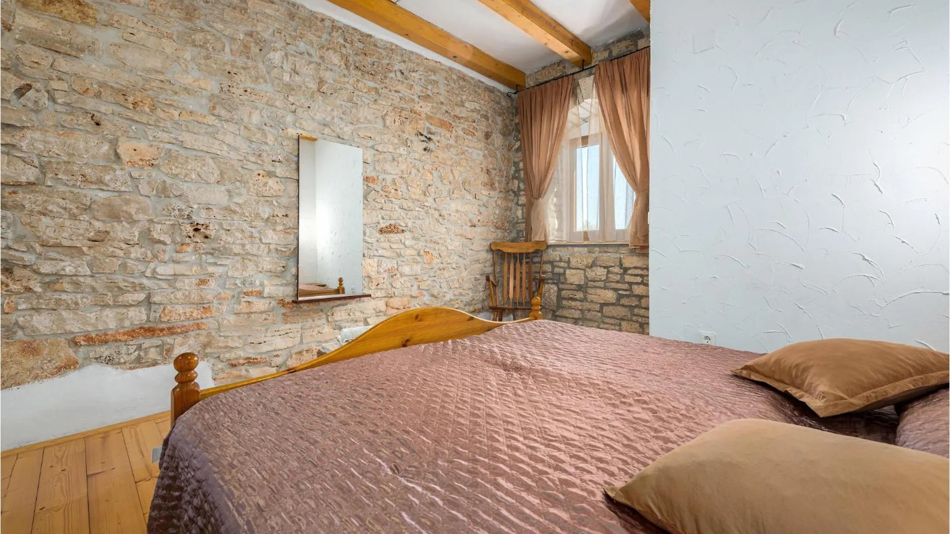 Gorgeous Home In Golubovo With Wifi Mednjan Holiday home